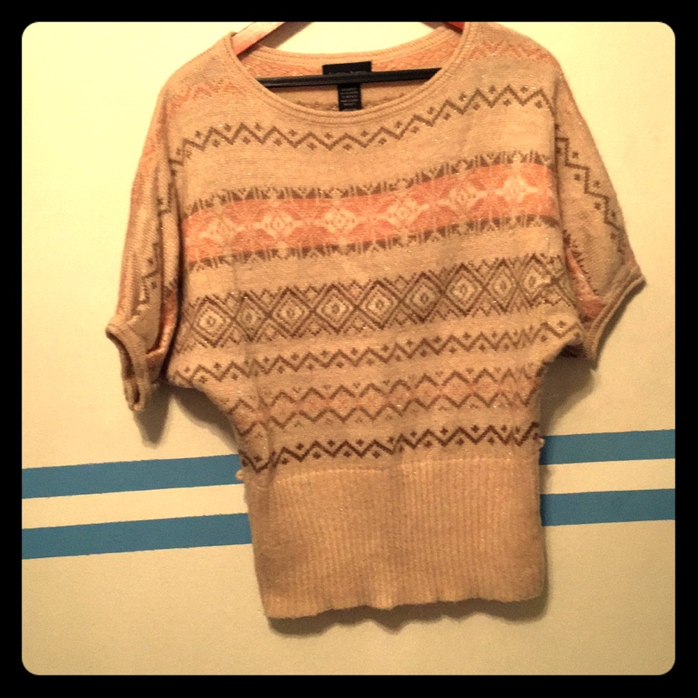 Comfy knitted beige sweater
